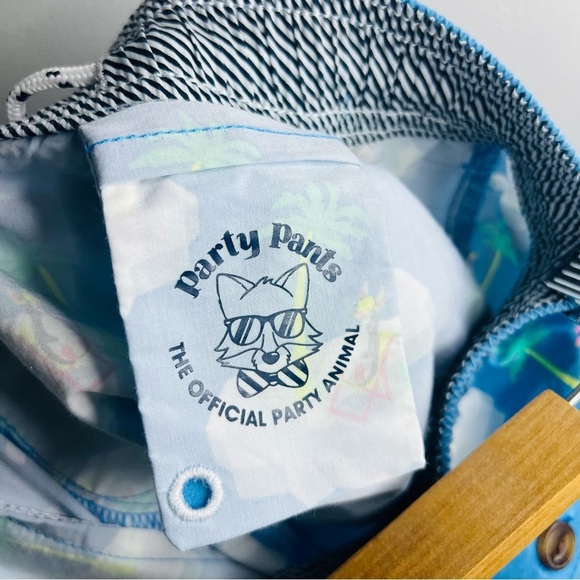 Party Pants Chillin Penguins Tropical USA Swim Trunks M - Picture 6 of 8